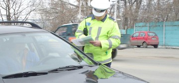 RAZII pe şoselele din Constanţa: peste 200 de şoferi, amendaţi!